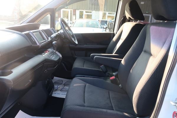 Used Honda Stepwagon 2012 for sale - 76268842: Photo 23