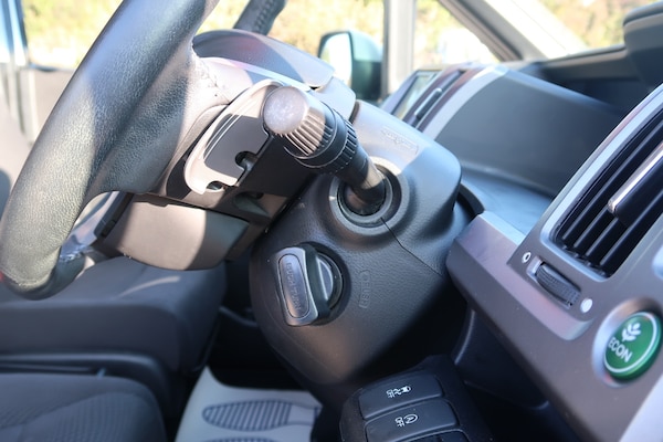 Used Honda Stepwagon 2012 for sale - 76268842: Photo 28