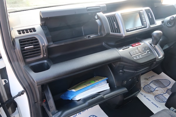 Used Honda Stepwagon 2012 for sale - 76268842: Photo 36