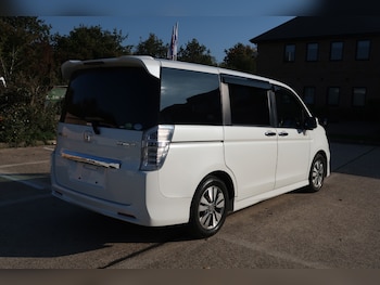 Used Honda Stepwagon 2012 for sale - 76268842: Photo 3