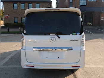 Used Honda Stepwagon 2012 for sale - 76268842: Photo 4