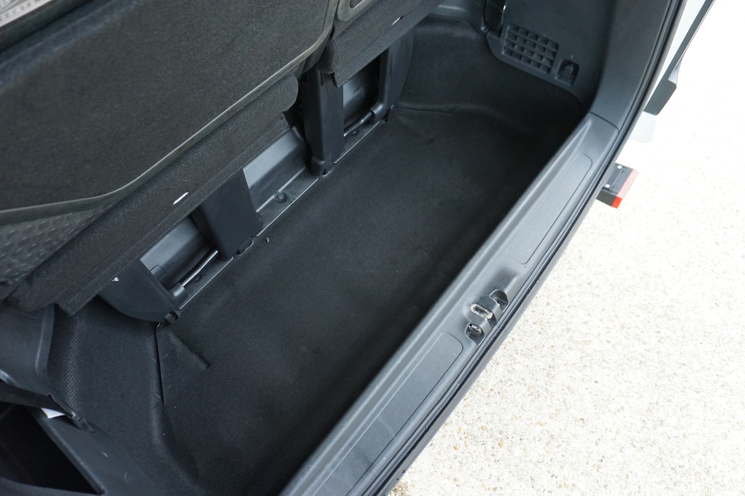 Used Honda Stepwagon 2018 for sale - 76440050: Photo 17