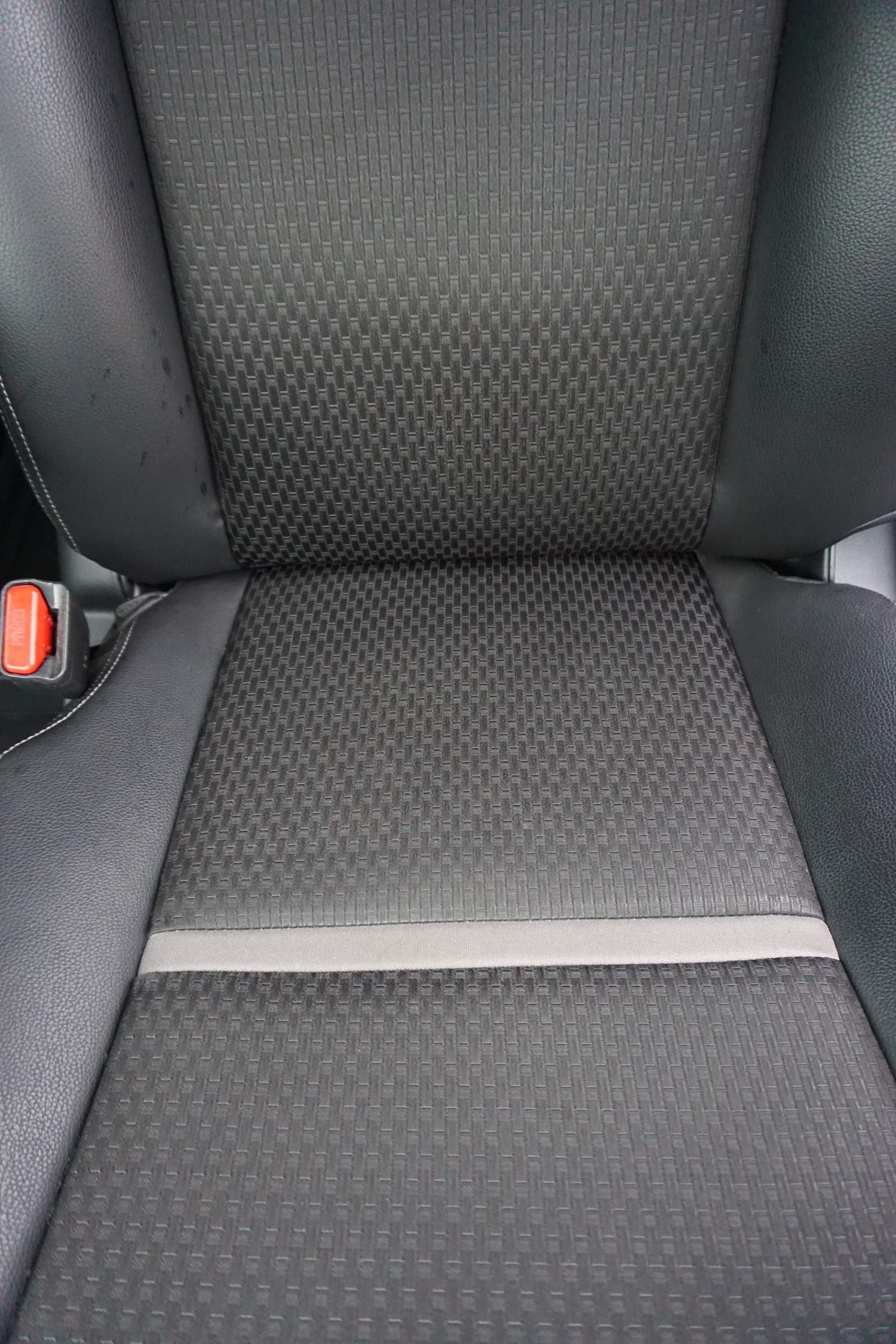 Used Honda Stepwagon 2018 for sale - 76440050: Photo 40