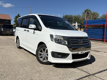 Used Honda Stepwagon 2013 for sale - 79156969: Photo