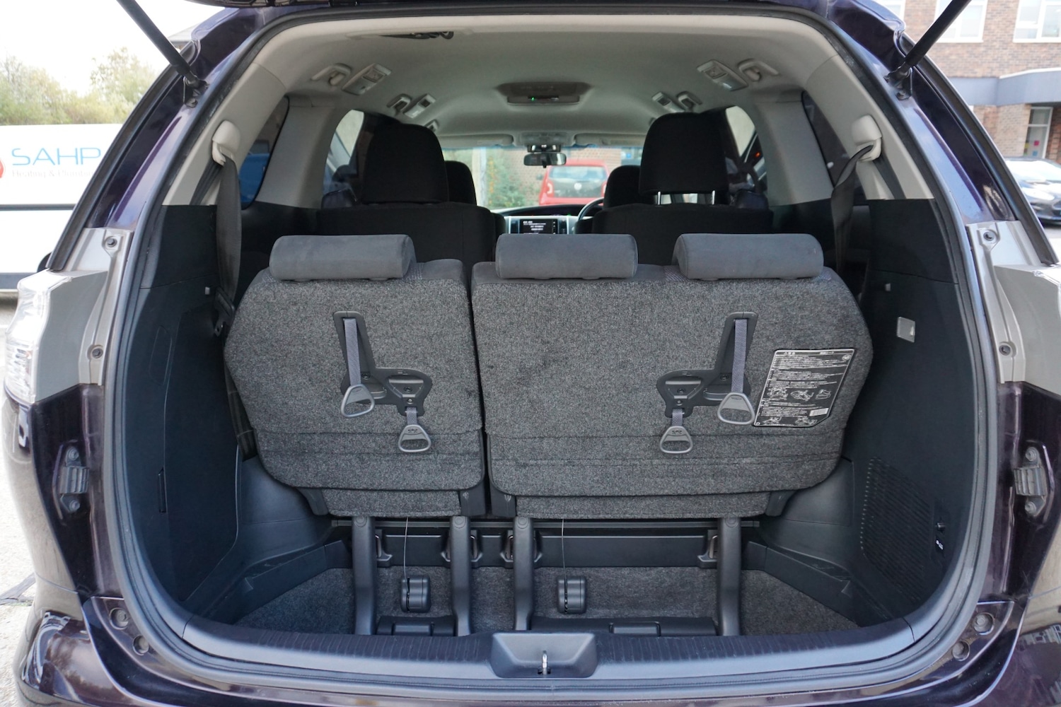 Used Toyota Estima 2025 for sale - 76700547: Photo 16