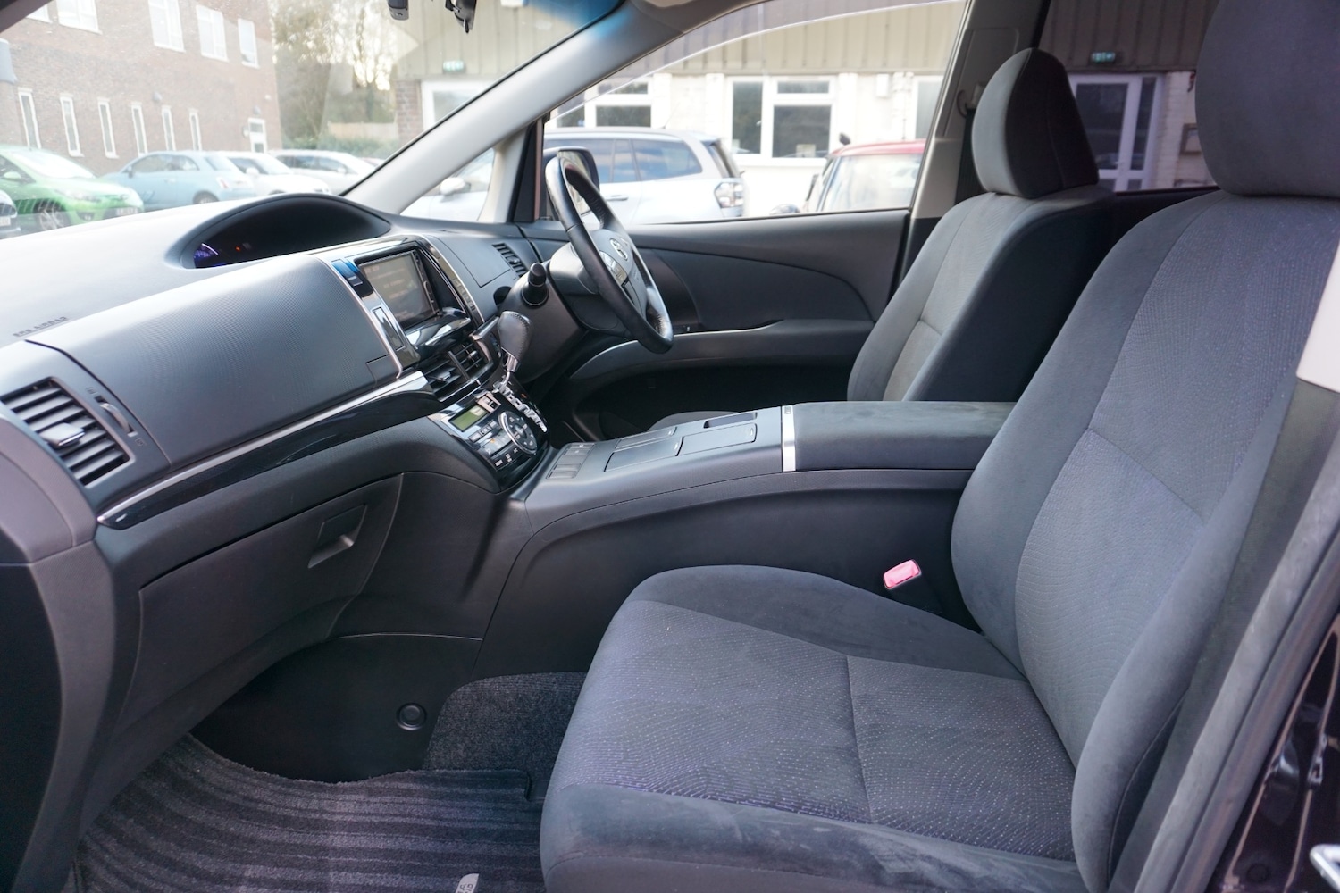 Used Toyota Estima 2025 for sale - 76700547: Photo 24