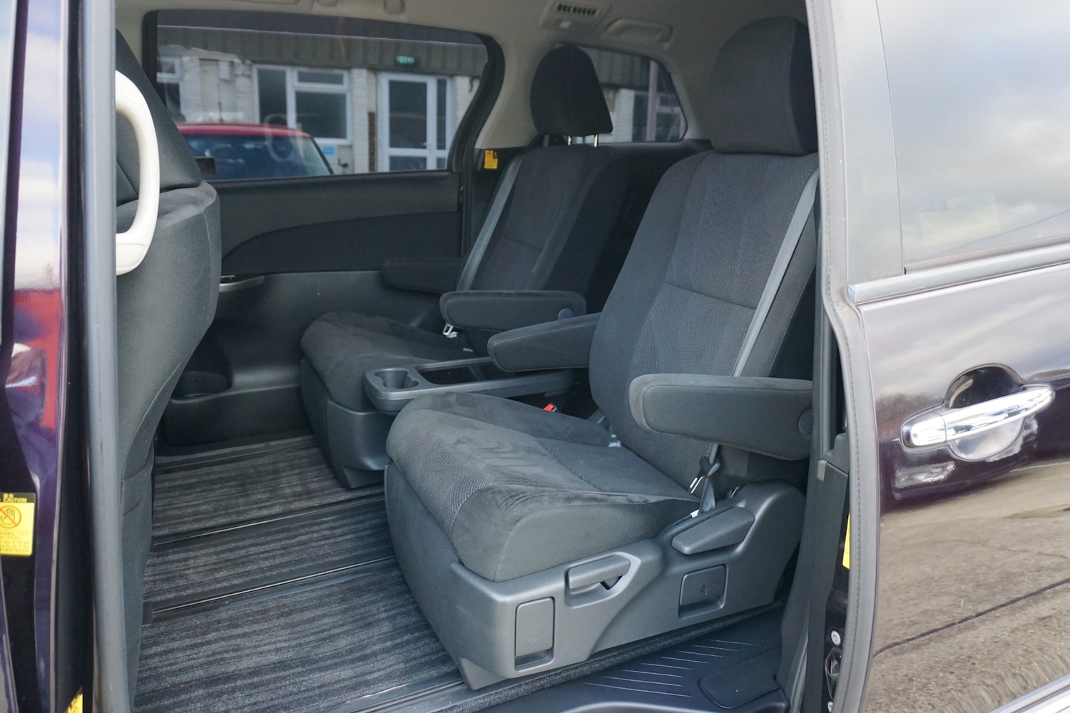 Used Toyota Estima 2025 for sale - 76700547: Photo 25