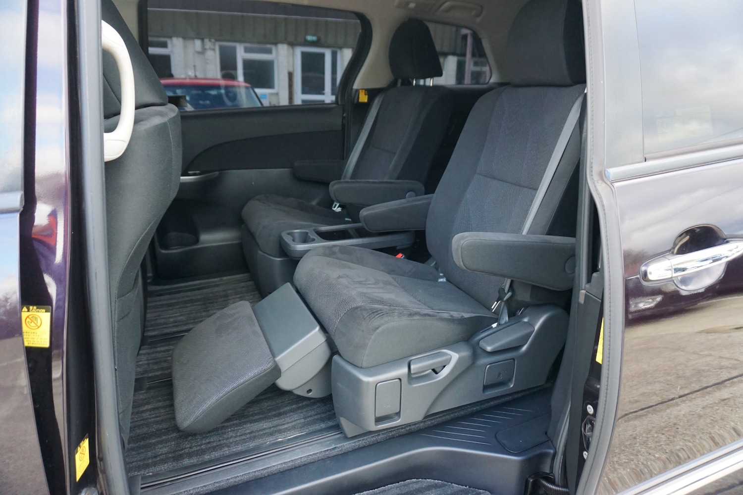 Used Toyota Estima 2025 for sale - 76700547: Photo 26