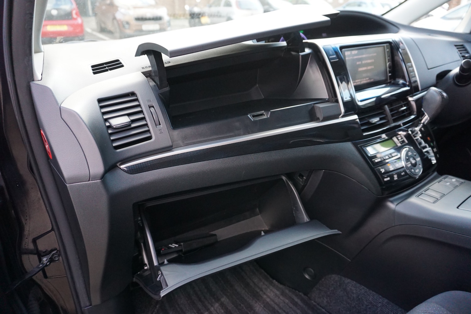 Used Toyota Estima 2025 for sale - 76700547: Photo 29