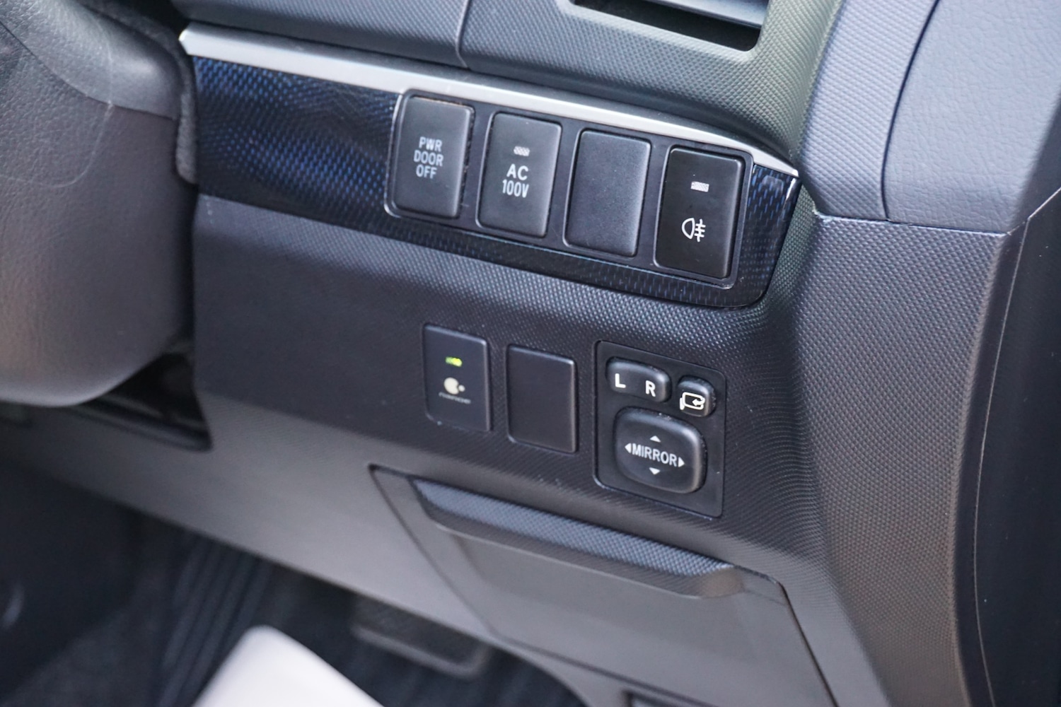 Used Toyota Estima 2025 for sale - 76700547: Photo 35