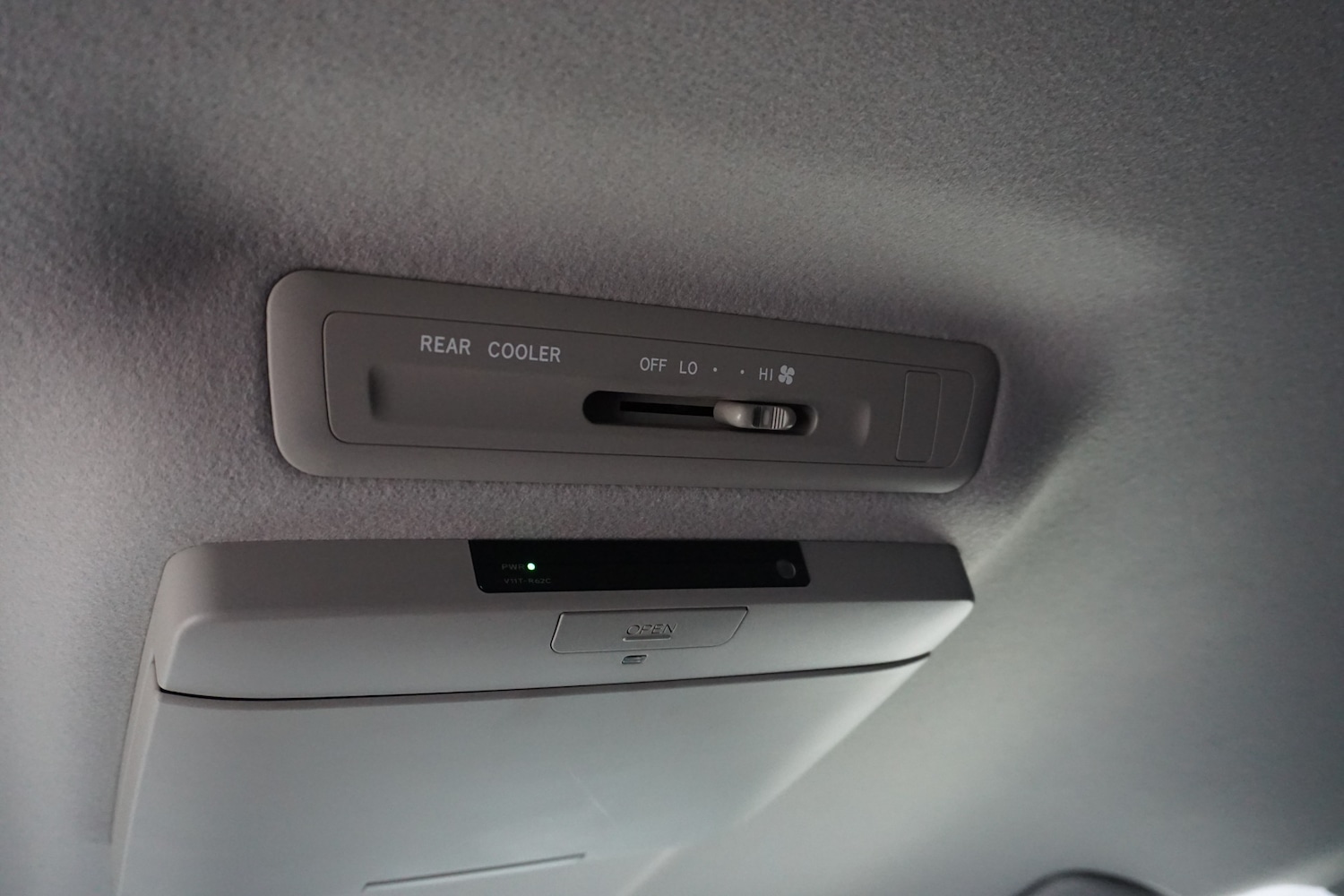 Used Toyota Estima 2025 for sale - 76700547: Photo 38