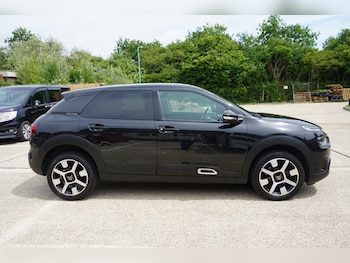 Used Citroen C4 Cactus 2019 for sale - 75445138: Photo