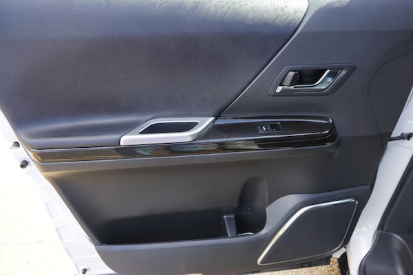 Used Toyota Vellfire 2013 for sale - 76018284: Photo 29