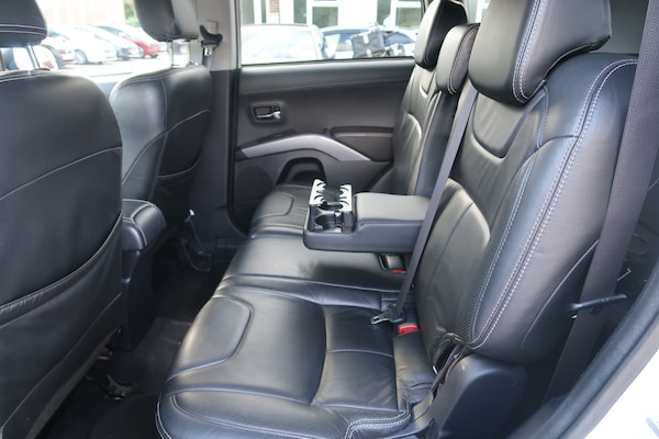 Used Mitsubishi Outlander 2012 for sale - 76171047: Photo 35