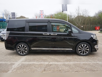Used Honda Stepwagon 2014 for sale - 77793077: Photo