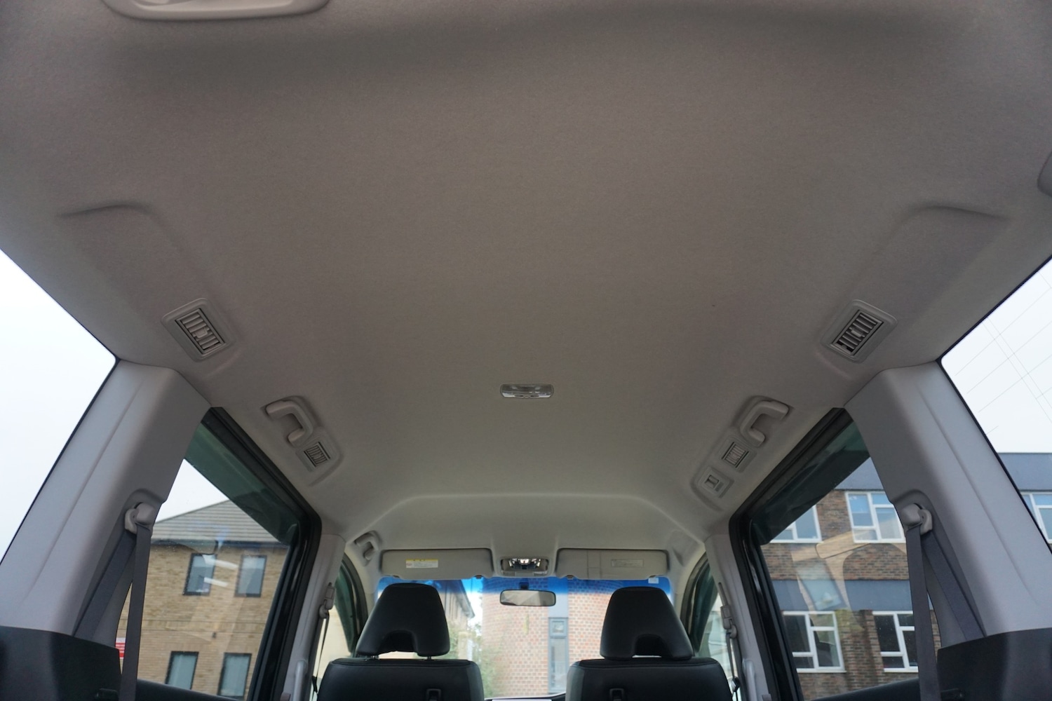 Used Honda Stepwagon 2026 for sale - 77793077: Photo 39