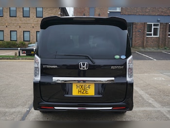 Used Honda Stepwagon 2014 for sale - 77793077: Photo