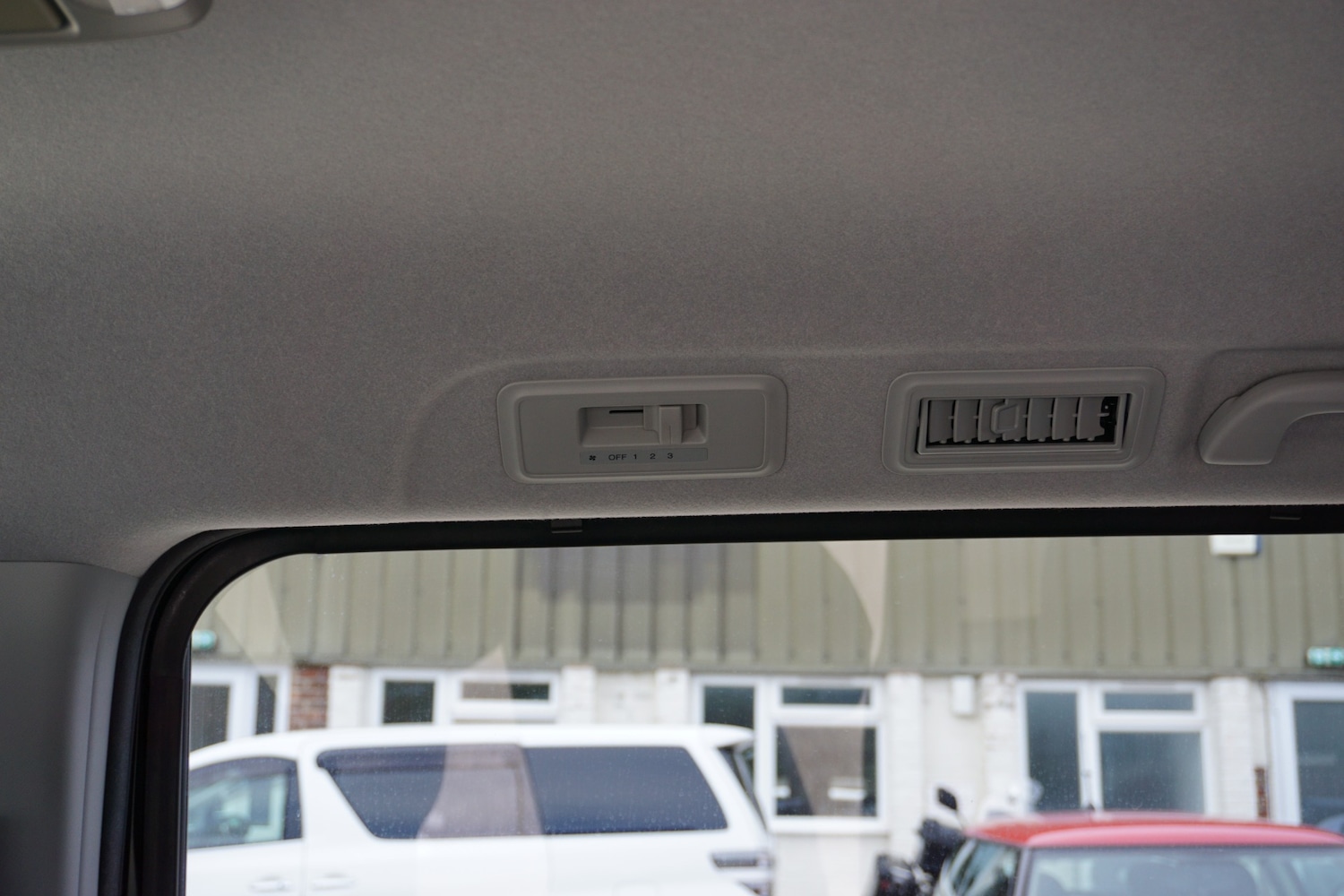 Used Honda Stepwagon 2025 for sale - 76358373: Photo 38