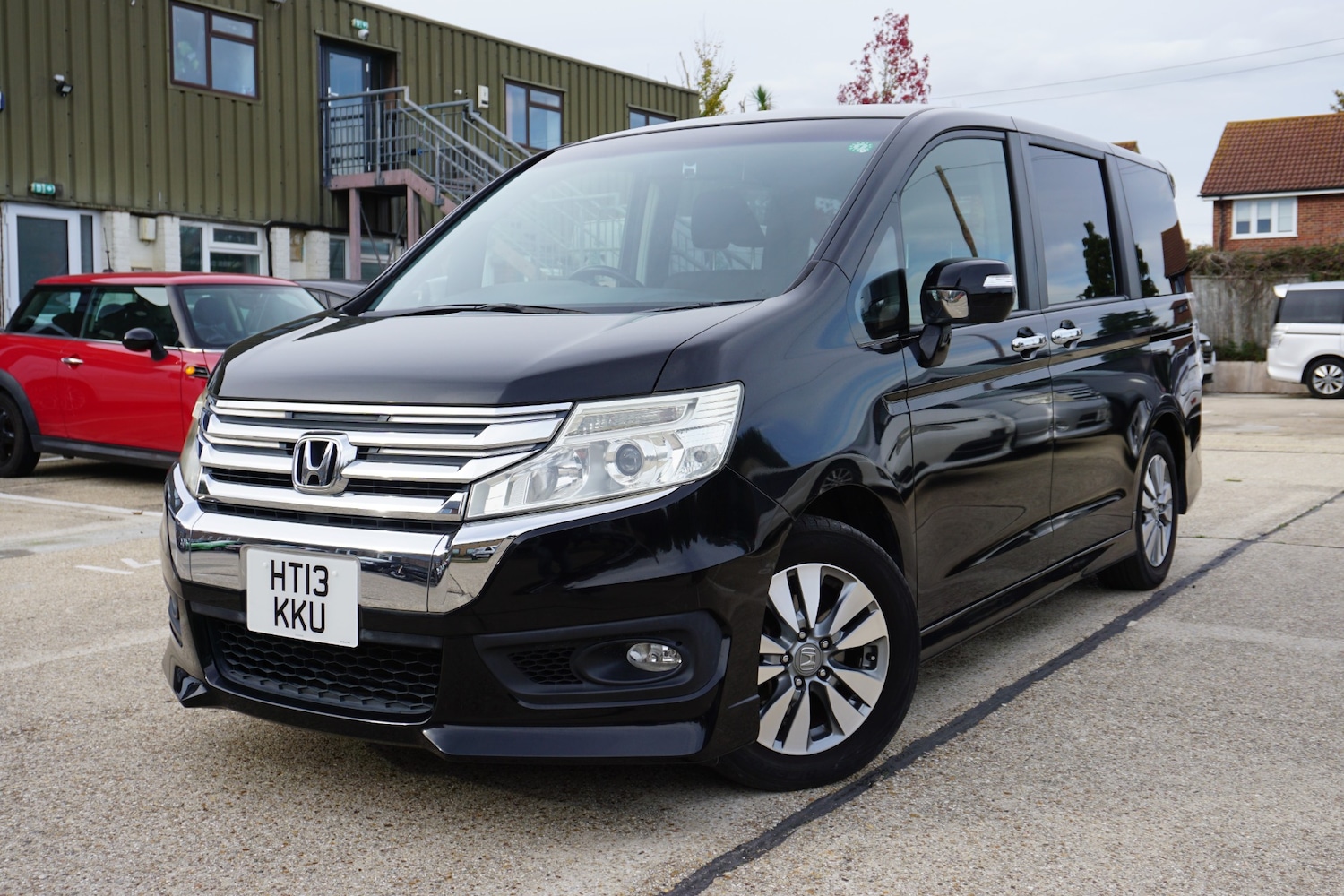 Used Honda Stepwagon 2025 for sale - 76358373: Photo 6