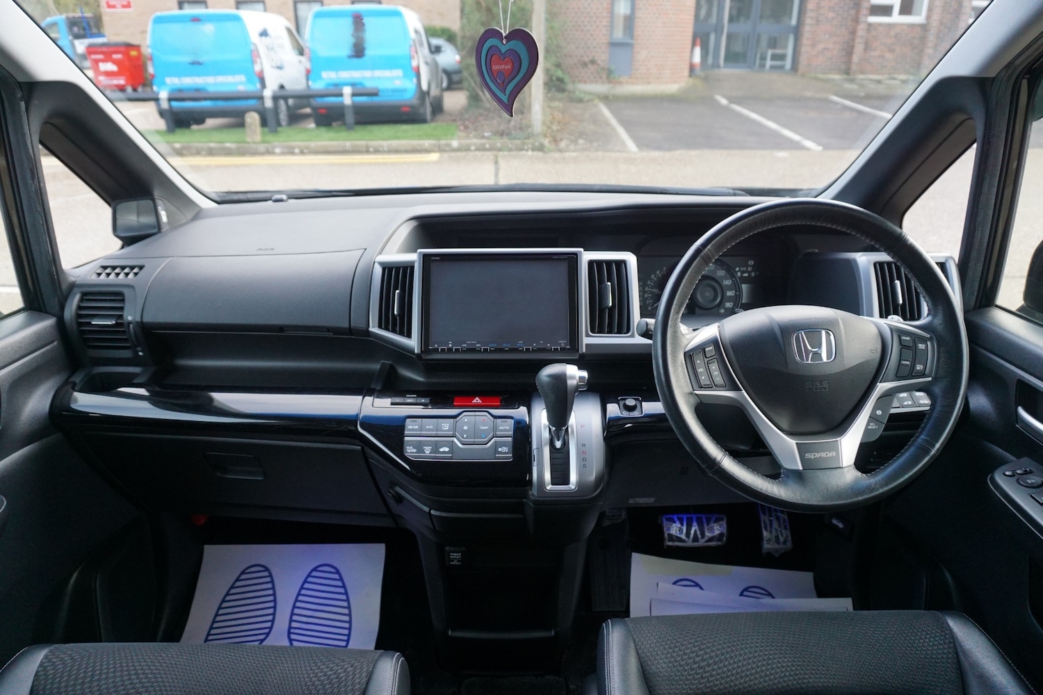 Used Honda Stepwagon 2013 for sale - 77400202: Photo 10