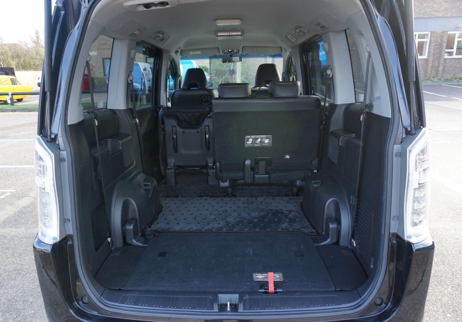 Used Honda Stepwagon 2013 for sale - 77400202: Photo 18