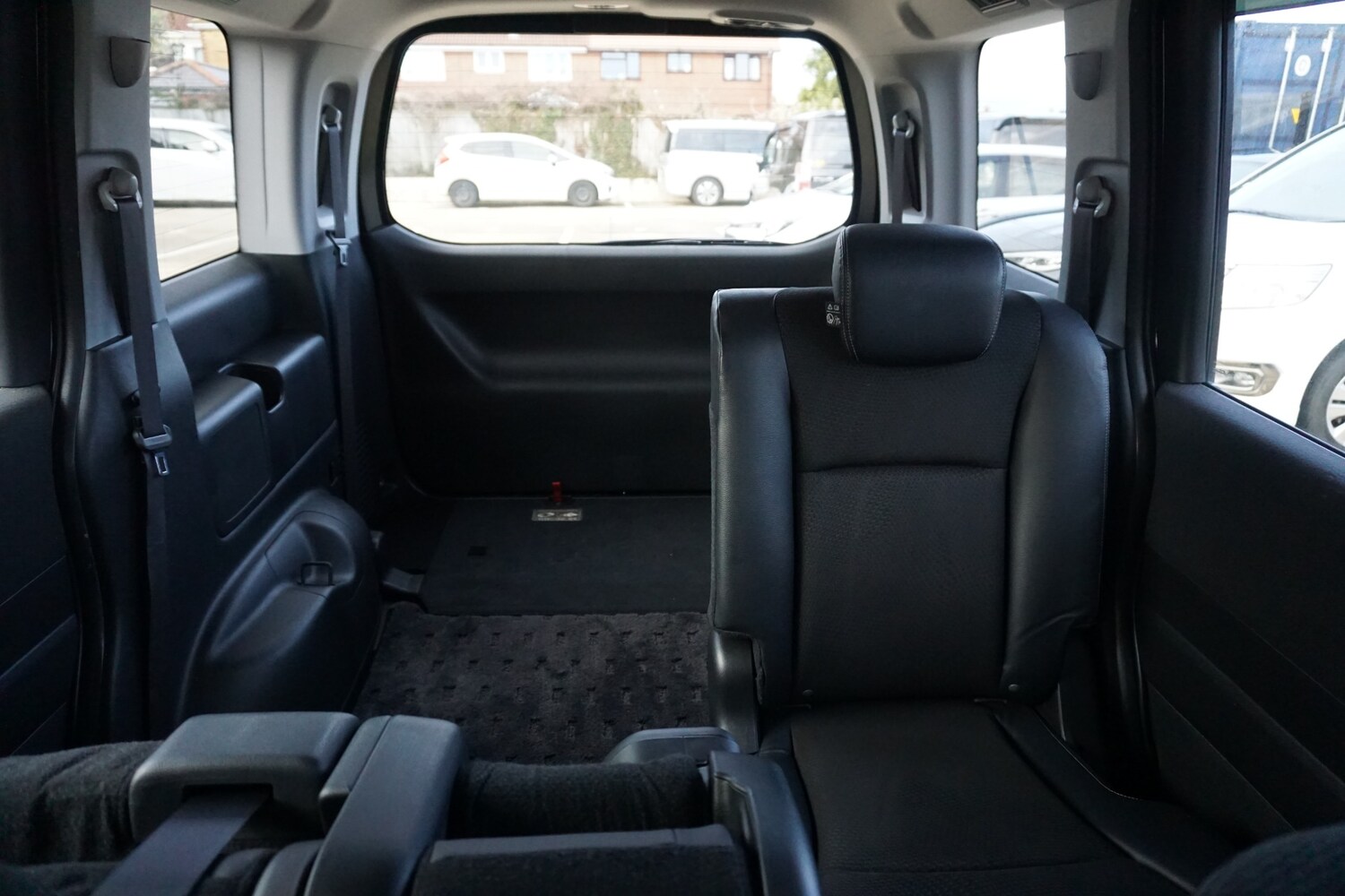 Used Honda Stepwagon 2013 for sale - 77400202: Photo 19