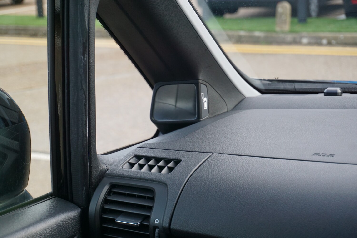 Used Honda Stepwagon 2013 for sale - 77400202: Photo 25