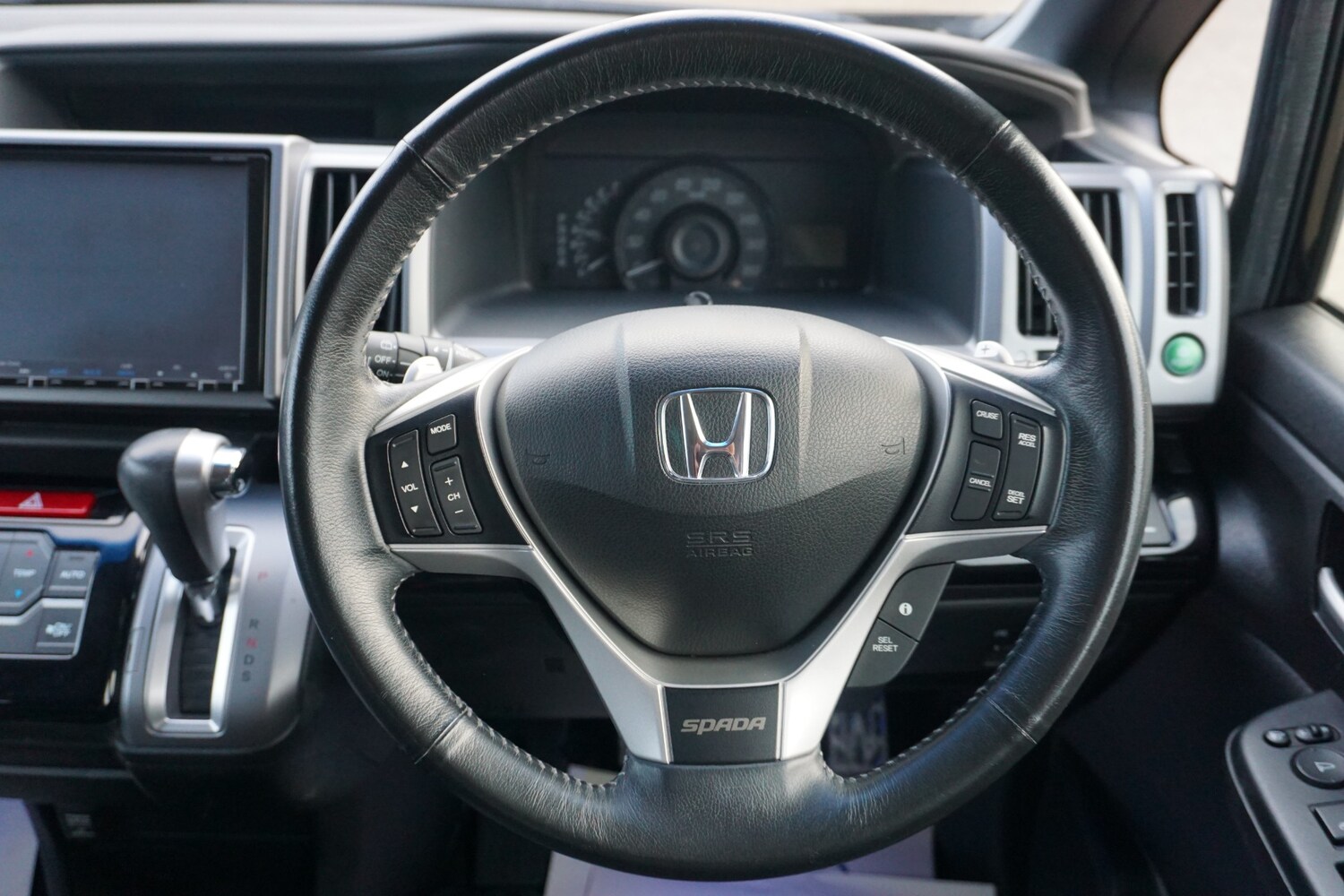 Used Honda Stepwagon 2013 for sale - 77400202: Photo 28