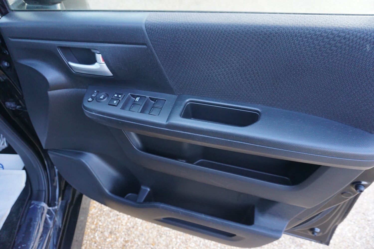 Used Honda Stepwagon 2013 for sale - 77400202: Photo 31