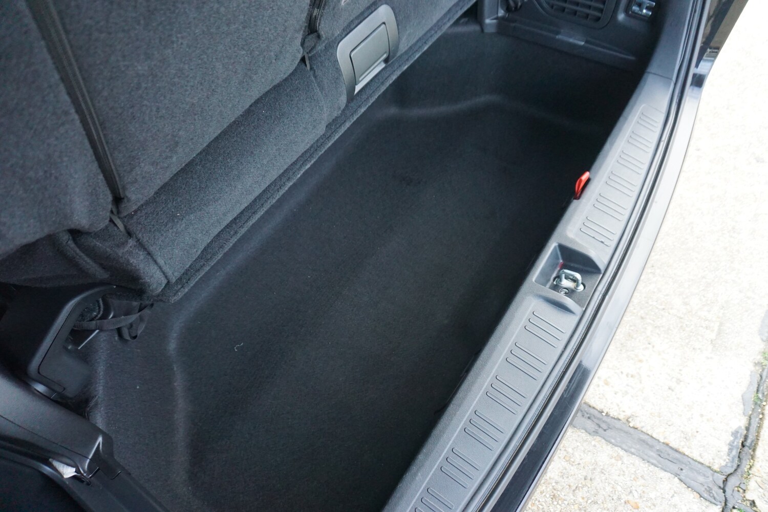 Used Honda Stepwagon 2013 for sale - 77400202: Photo 40