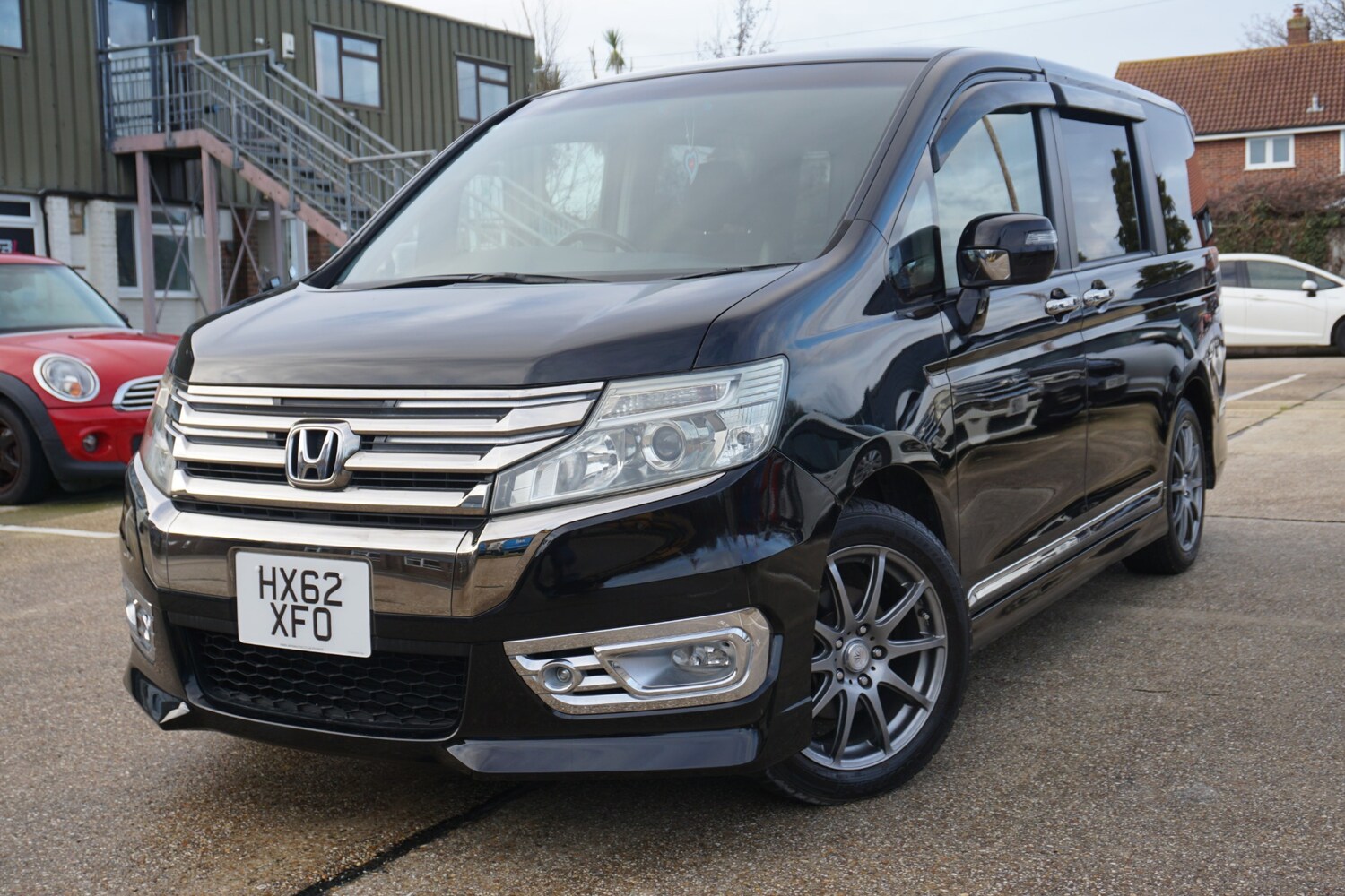 Used Honda Stepwagon 2013 for sale - 77400202: Photo 6