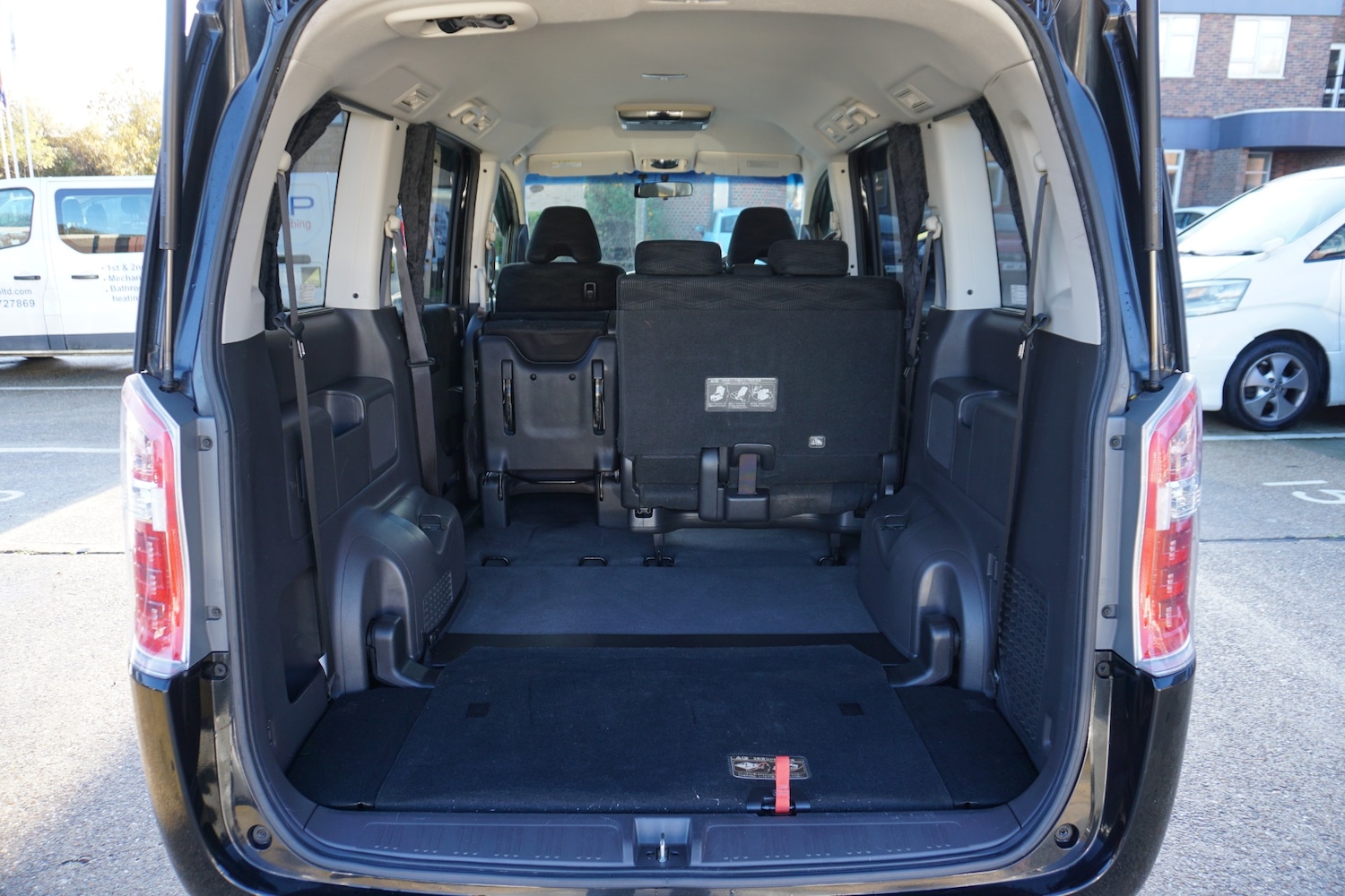 Used Honda Stepwagon 2014 for sale - 76847714: Photo 19