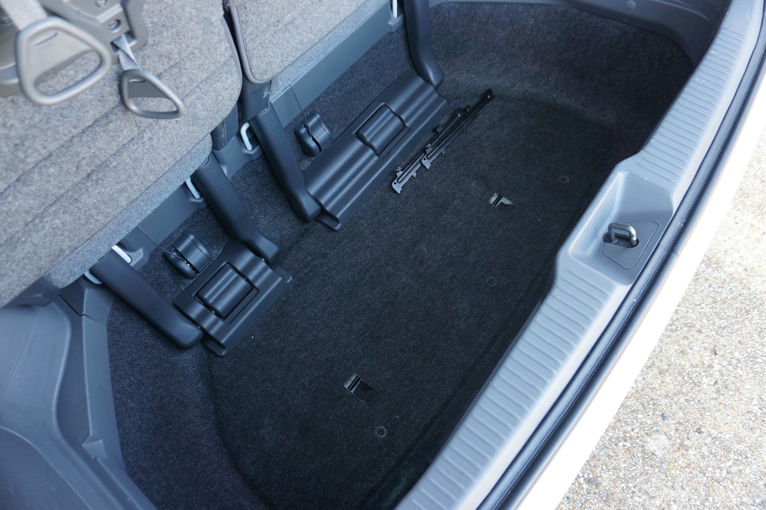 Used Toyota Estima 2012 for sale - 76596622: Photo 17