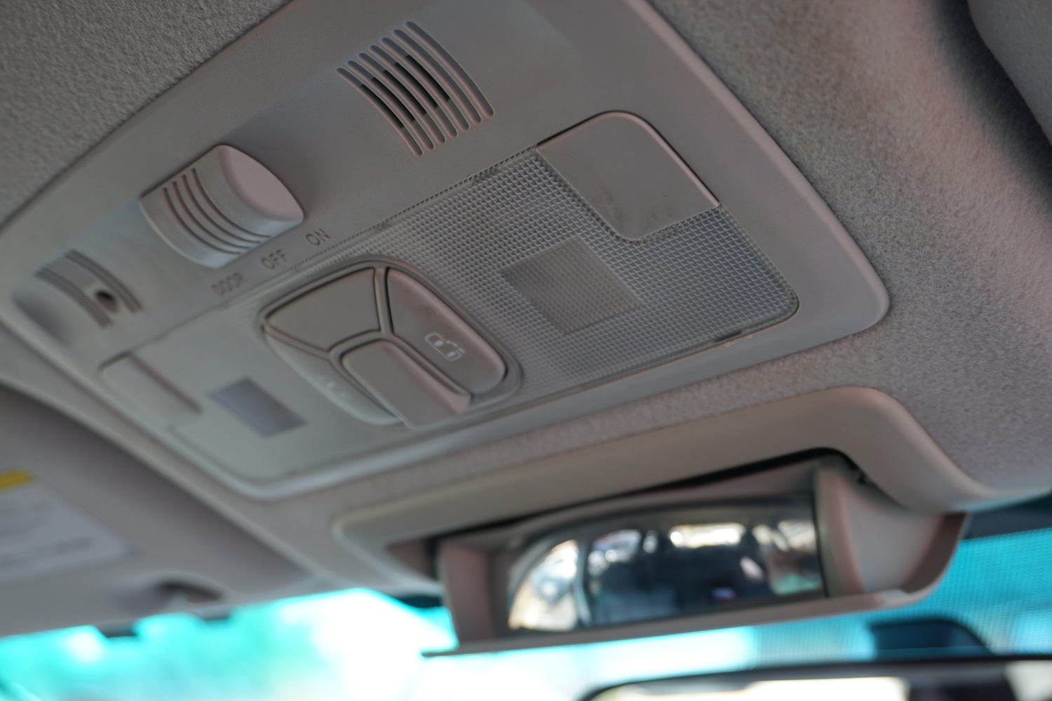 Used Toyota Estima 2012 for sale - 76596622: Photo 27