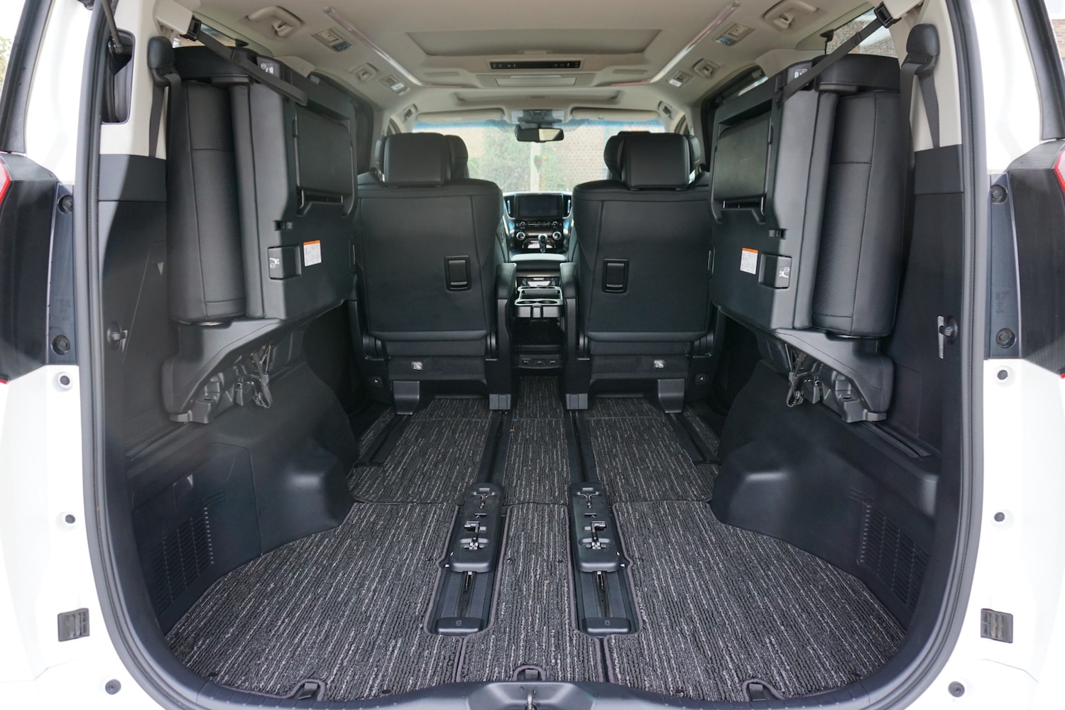 Used Toyota Alphard 2025 for sale - 76377008: Photo 27