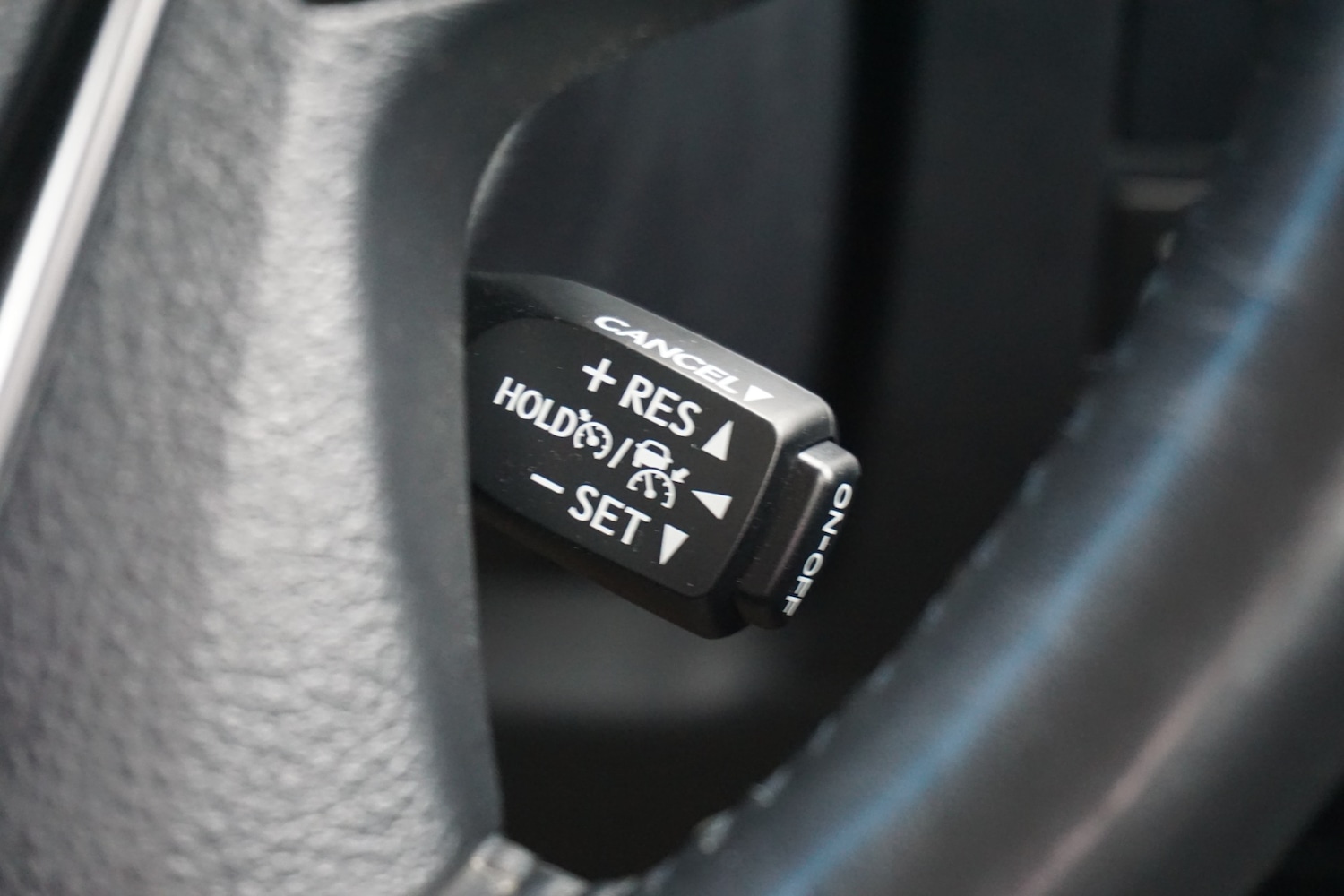 Used Toyota Alphard 2025 for sale - 76377008: Photo 36