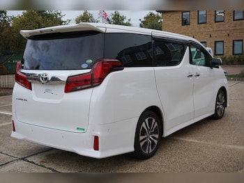 Used Toyota Alphard 2019 for sale - 76377008: Photo