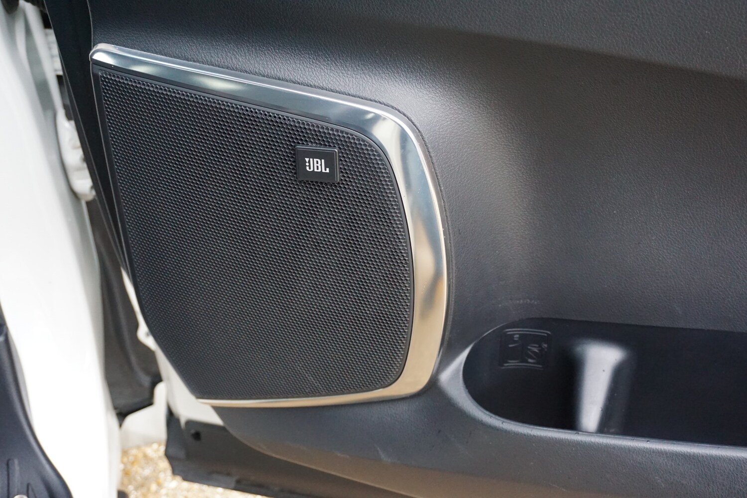 Used Toyota Alphard 2025 for sale - 76377008: Photo 47