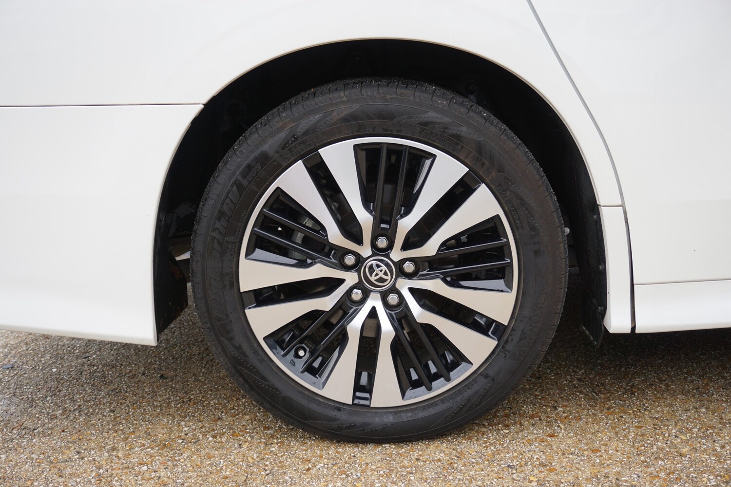 Used Toyota Alphard 2025 for sale - 76377008: Photo 49