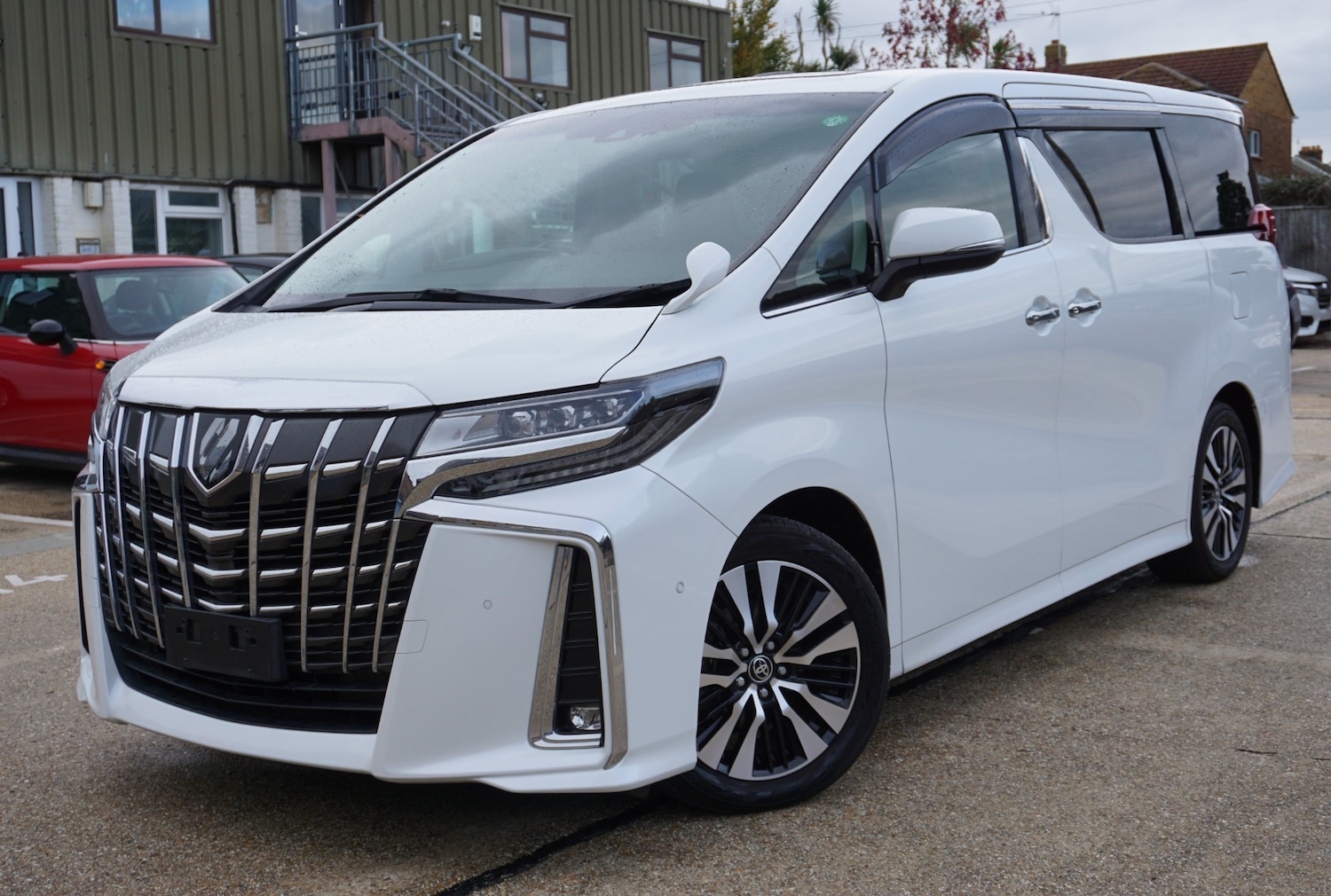 Used Toyota Alphard 2025 for sale - 76377008: Photo 6