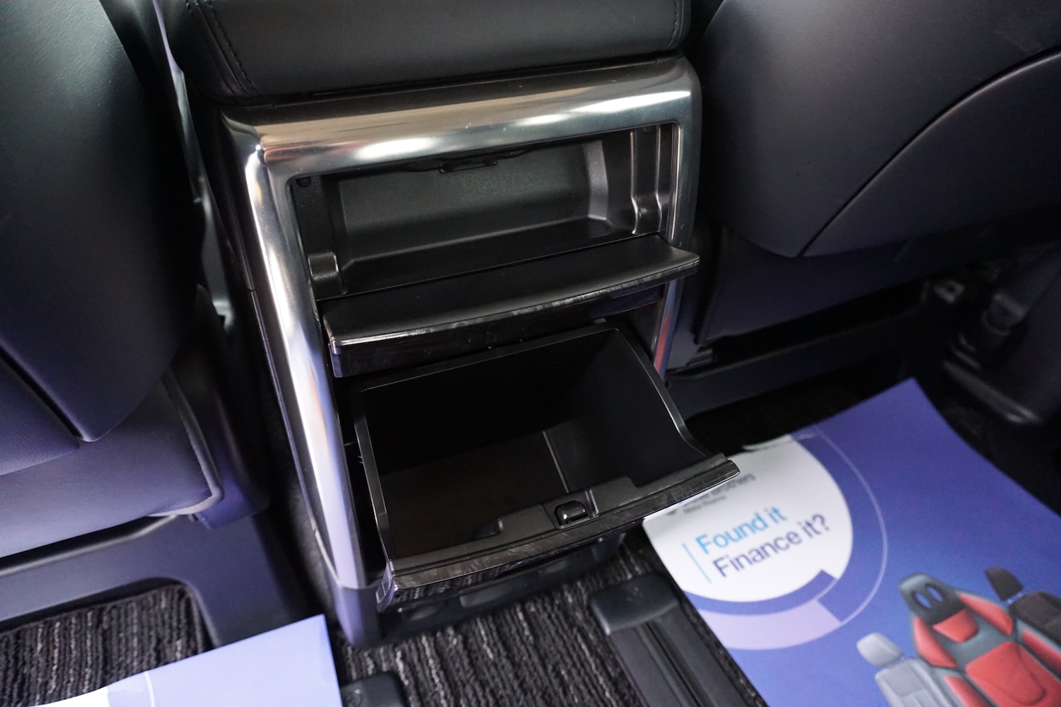 Used Toyota Alphard 2025 for sale - 76377008: Photo 60