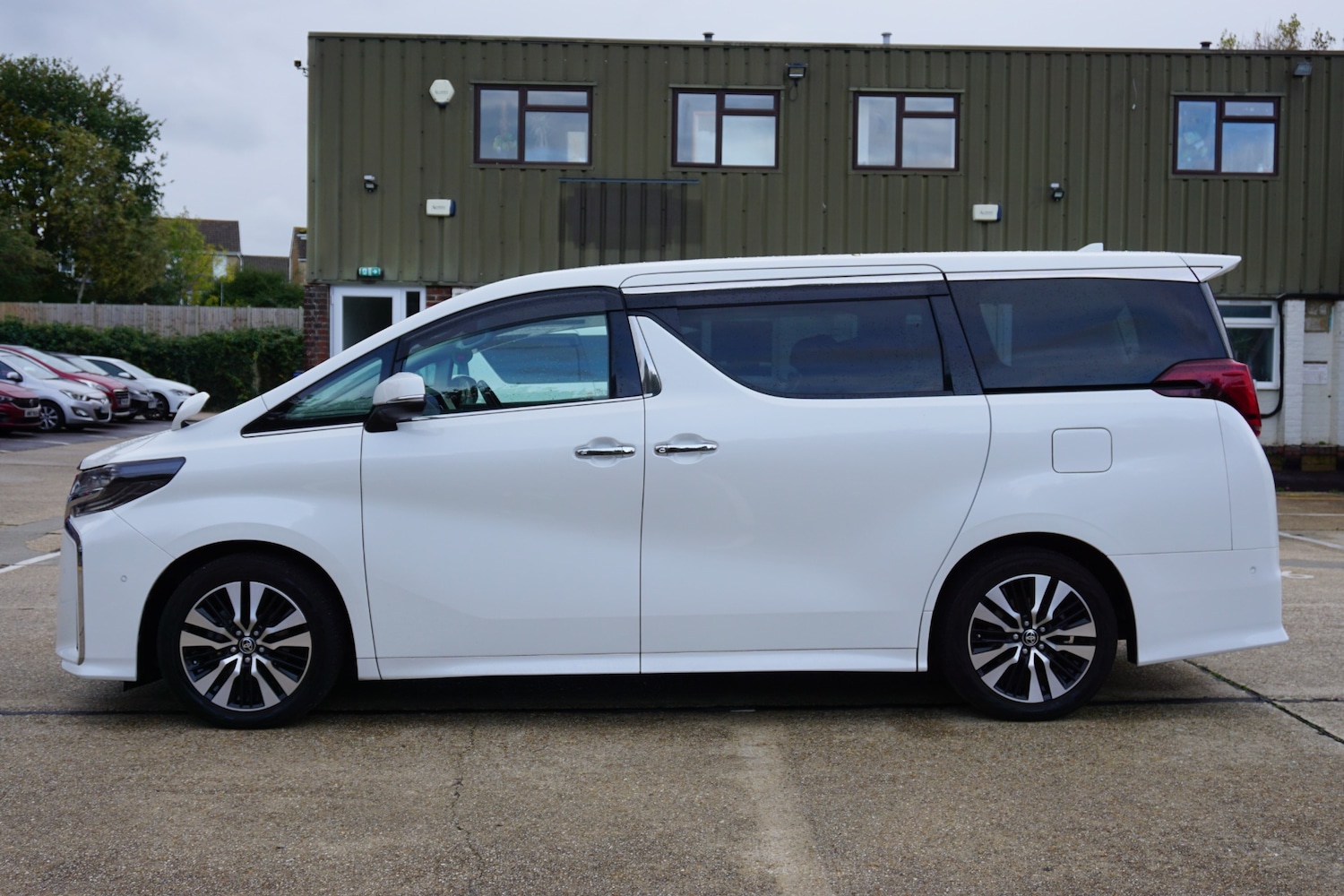 Used Toyota Alphard 2025 for sale - 76377008: Photo 7