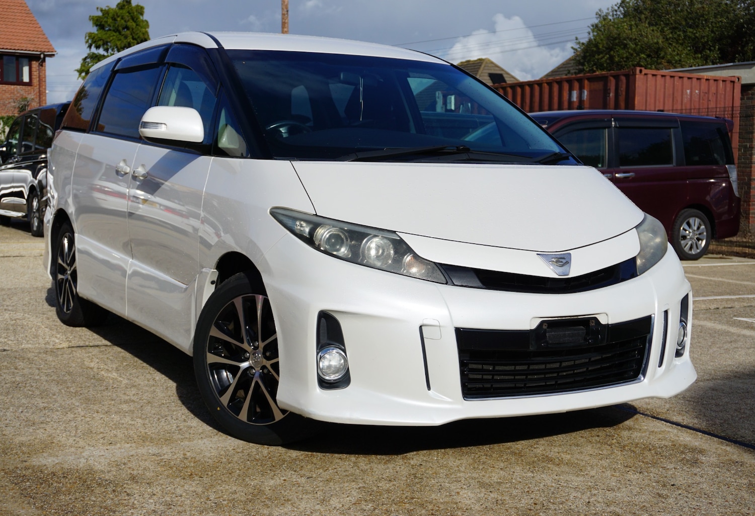 Used Toyota Estima 2025 for sale - 76527439: Photo 1