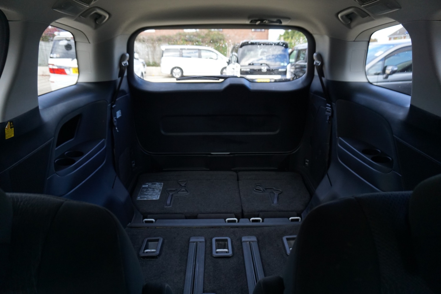 Used Toyota Estima 2025 for sale - 76527439: Photo 24