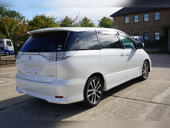 Used Toyota Estima 2013 for sale - 76527439: Photo