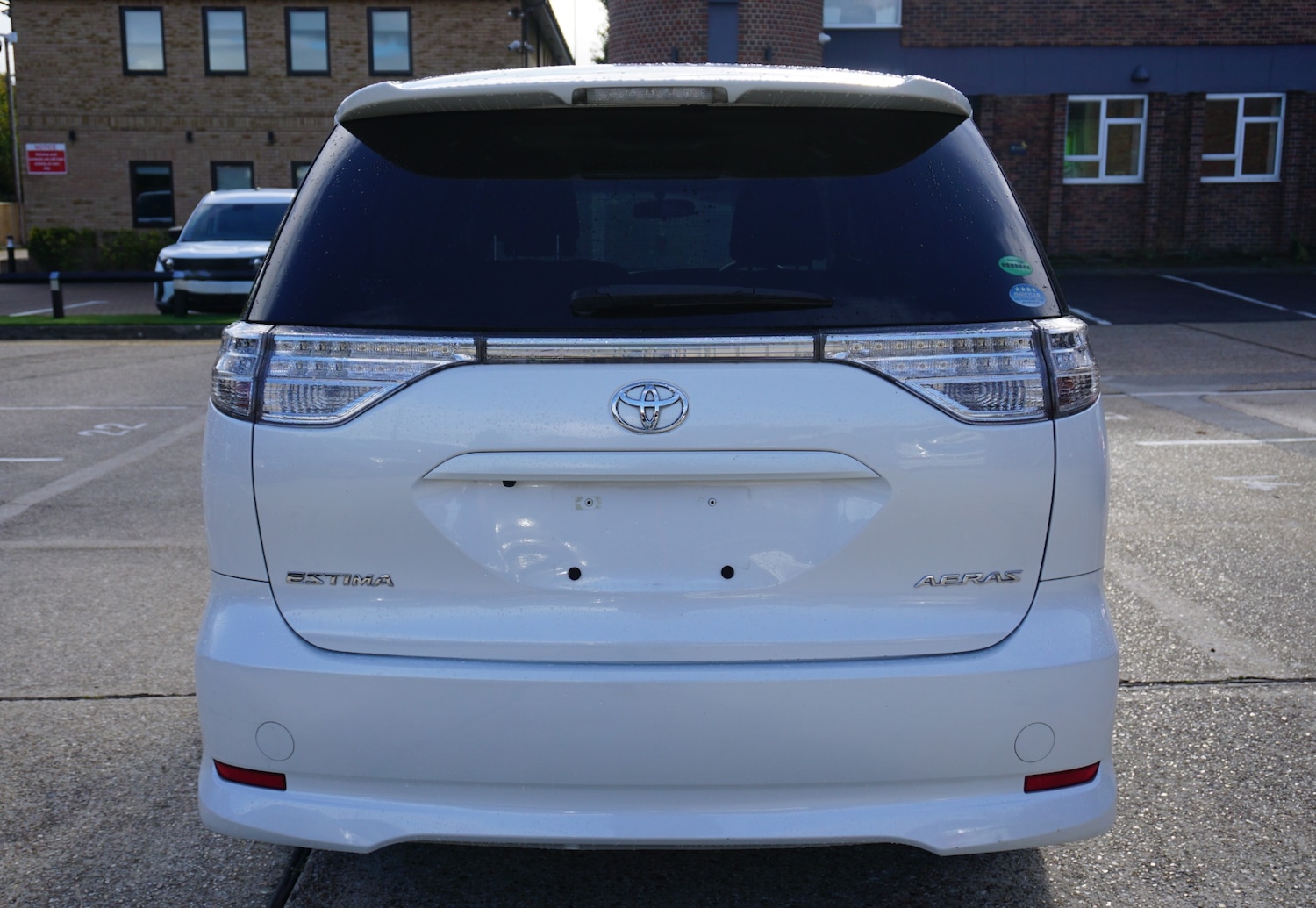 Used Toyota Estima 2025 for sale - 76527439: Photo 4