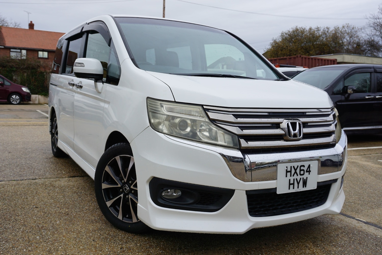 Used Honda Stepwagon 2014 for sale - 76882865: Photo 1