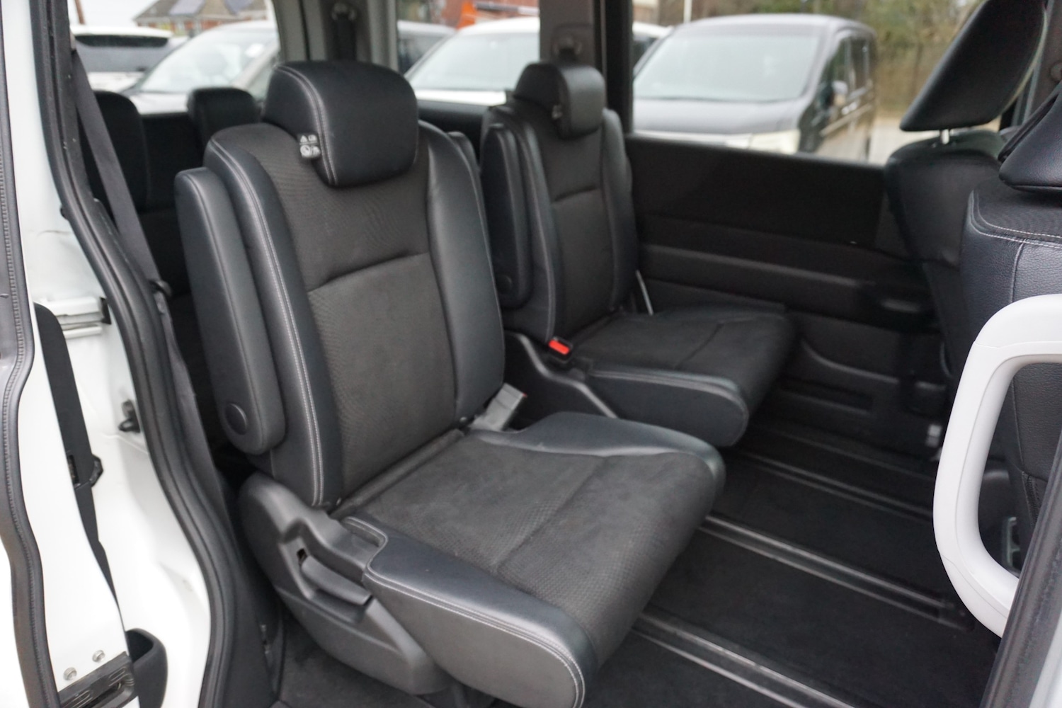 Used Honda Stepwagon 2014 for sale - 76882865: Photo 12