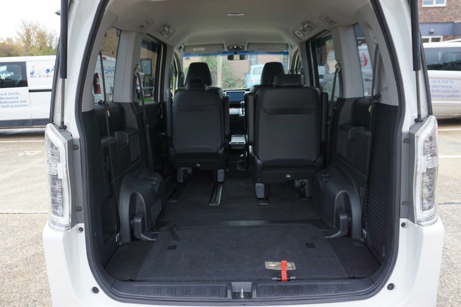 Used Honda Stepwagon 2014 for sale - 76882865: Photo 20