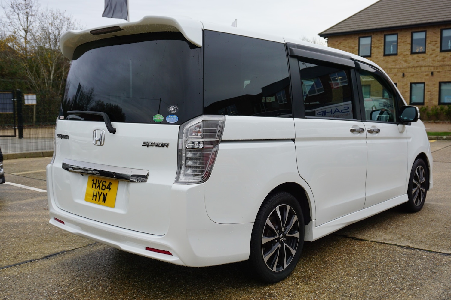 Used Honda Stepwagon 2014 for sale - 76882865: Photo 3